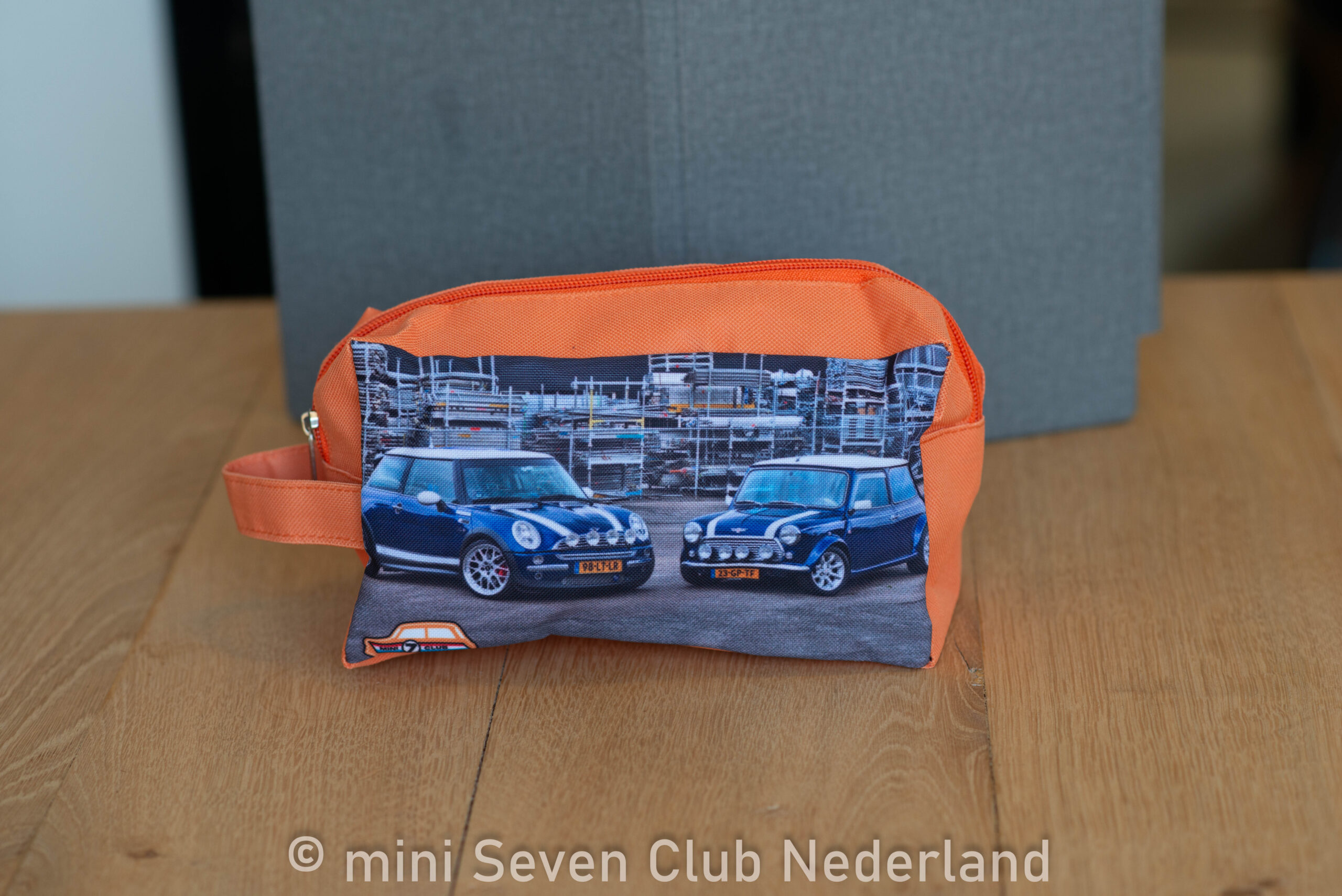 Toilettasje Mini Seven Club Nederland